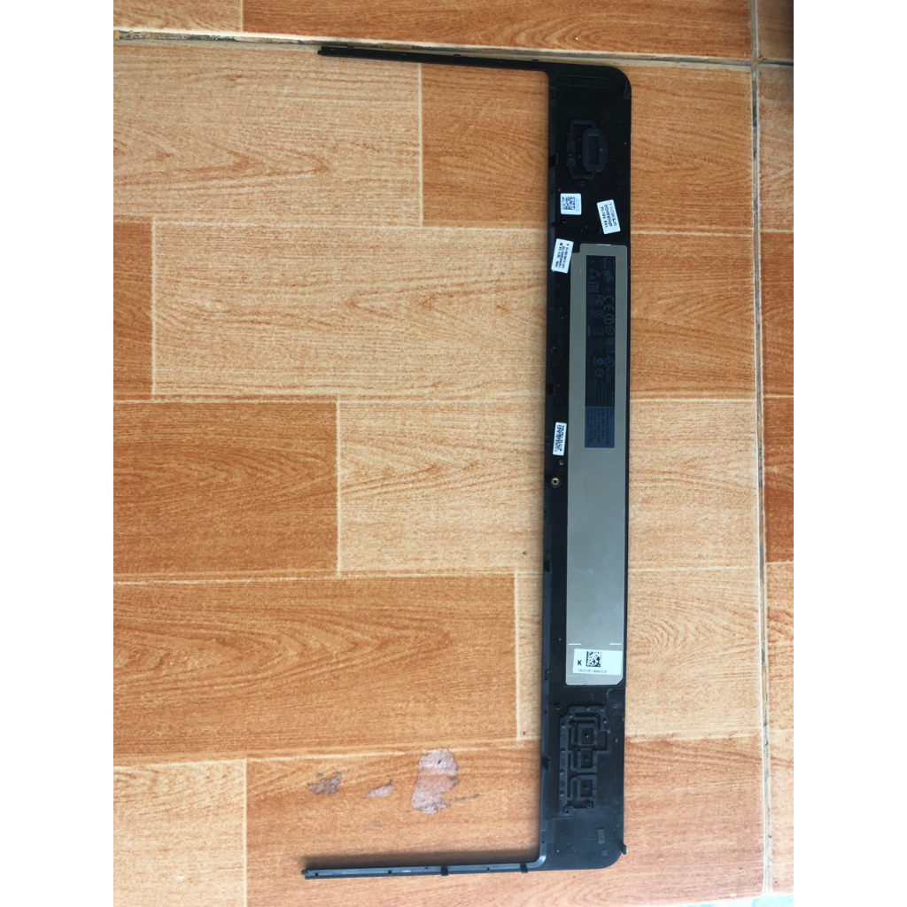 KHUNG VIỀN CHE BÀN PHÍM LAPTOP DELL E5540 dùng cho Latitude E5540