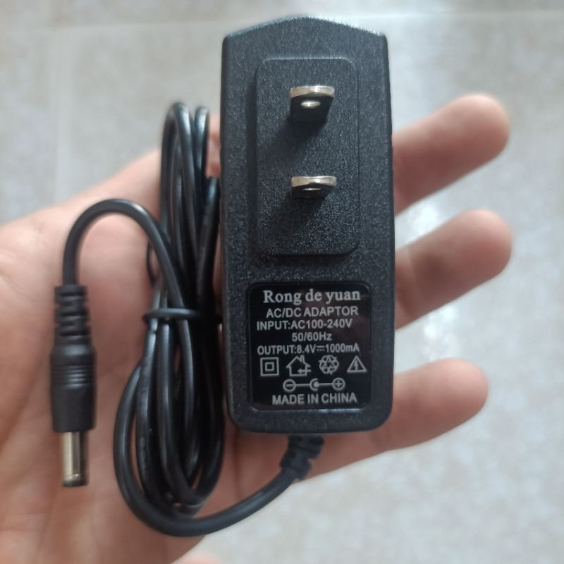 Sạc 2S 8.4V - 1A, 2A dùng cho pin lion 3.7V
