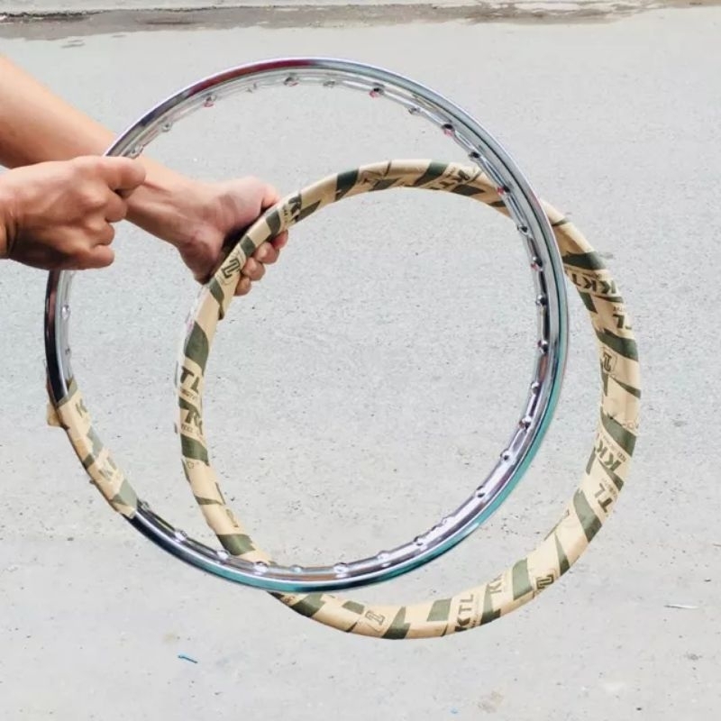 Niềng xe Dream Wave nhỏ - Niềng sắt Thăng Long loại tốt có sơn trong - giá 1 cái