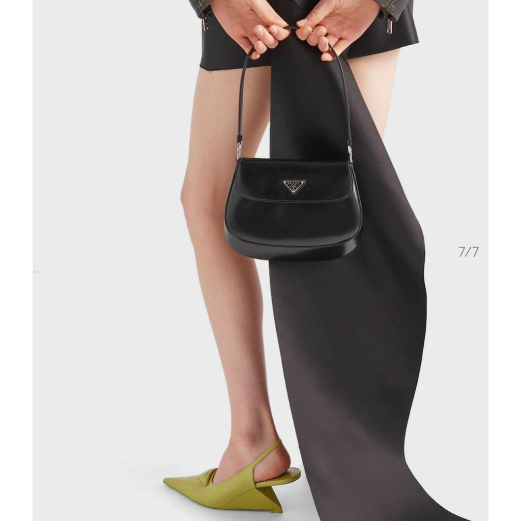 TÚI PRADA CLEO BÓNG NHẸ SZ23