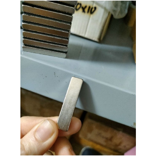 Nam châm viên đất hiếm 40x10x5mm, 40x10x3mm, 40x10x2mm