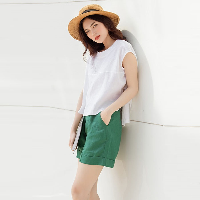 Áo kiểu Linen bột cổ thuyền form rộng tay cánh rơi giấu bụng mềm mát, không kén dáng mặc