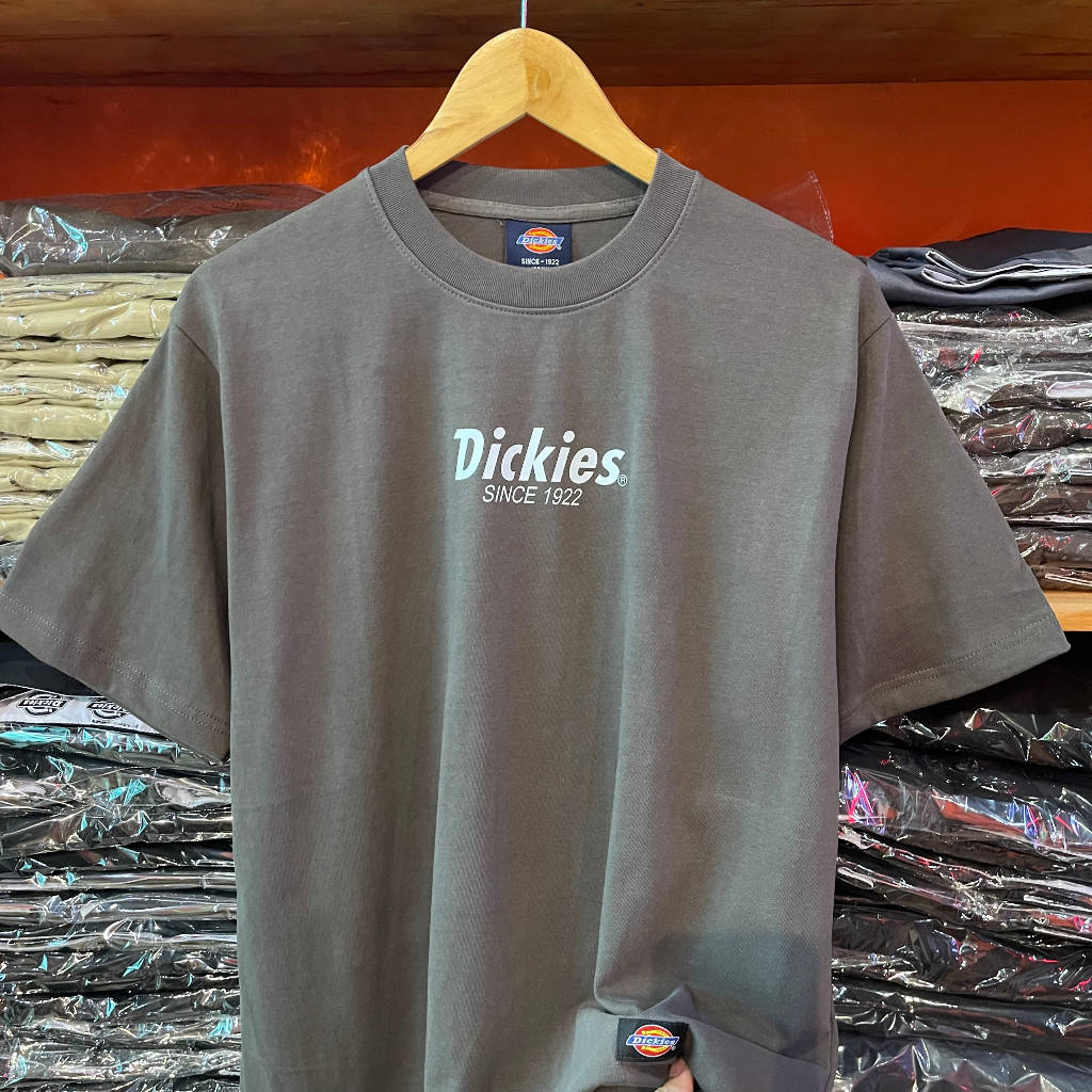 Áo thun nam nữ unisex Dickies basic in ngực, chất cotton 100% chính hãng - Helistore