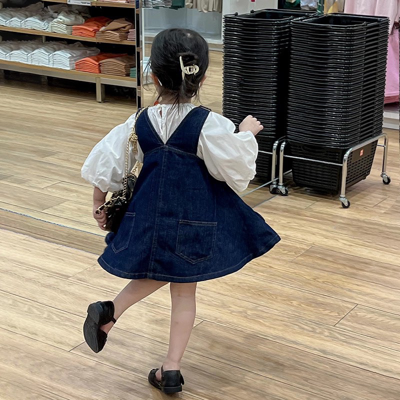 Váy bé gái kèm yếm bò mặc thu đông quá xinh và đáng yêu luôn size 10-23kg