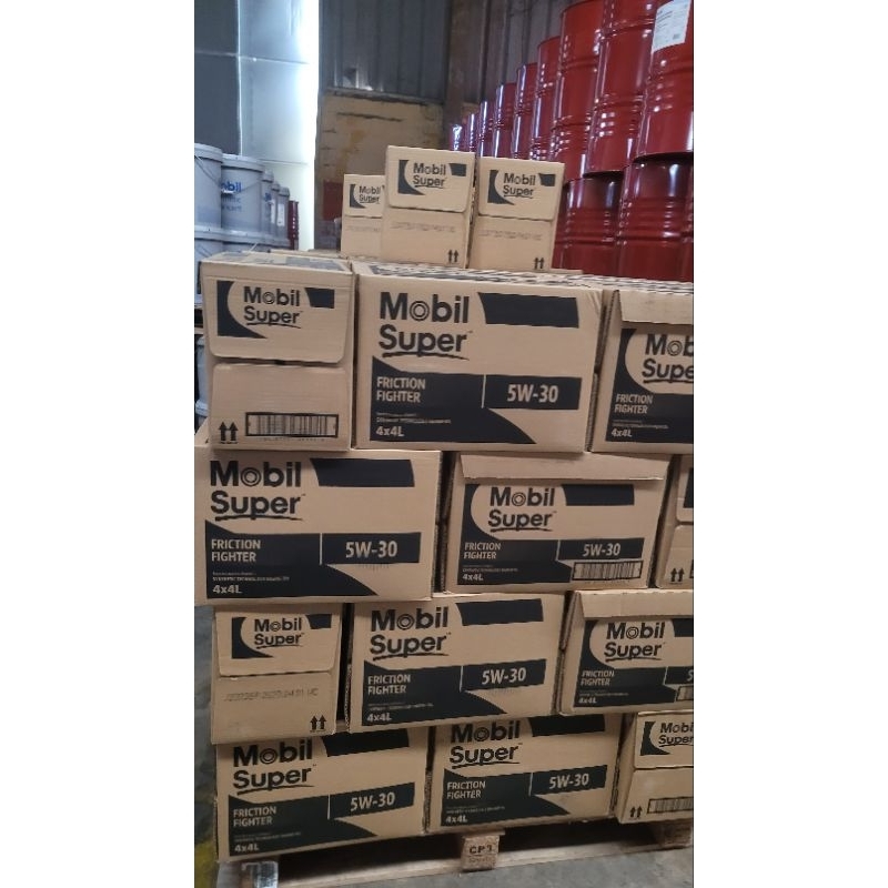 Dầu nhớt xe hơi Mobil 5W30 Super Fiction Fighter 4L chạy 10000km