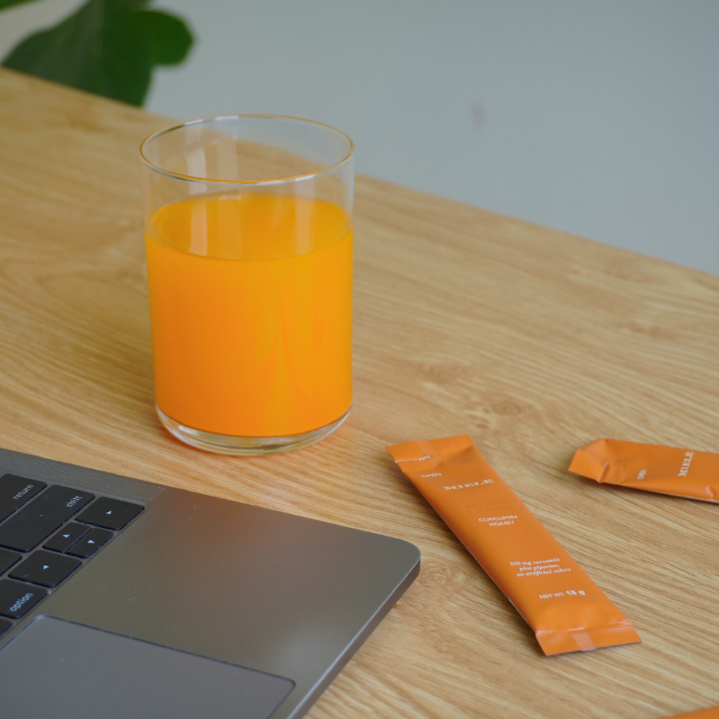 Hộp 6 stick Mật ong Curcumin