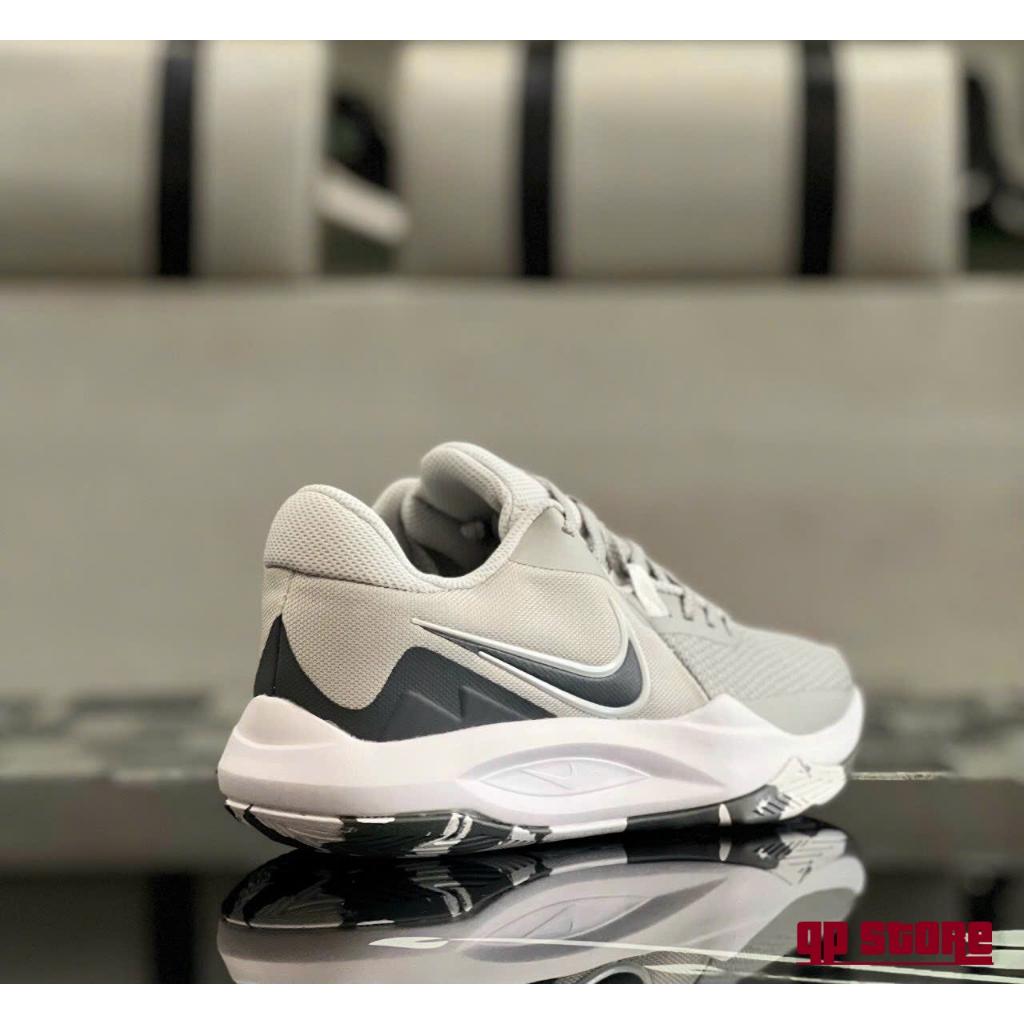 Giày Thể Thao Nike Precision 6