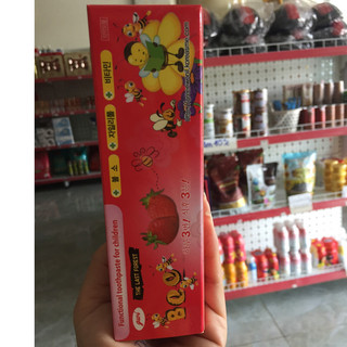 KEM ĐÁNH RĂNG HÀN QUỐC BEE 3 MÙI
