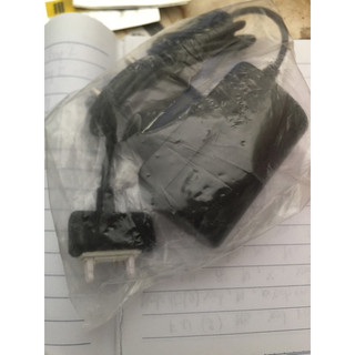 Sạc sony ericsson cổ ngoằm to cho nhiều máy k800/k810/k850/w995/w890i/w800i/w810i/w350i/w595...