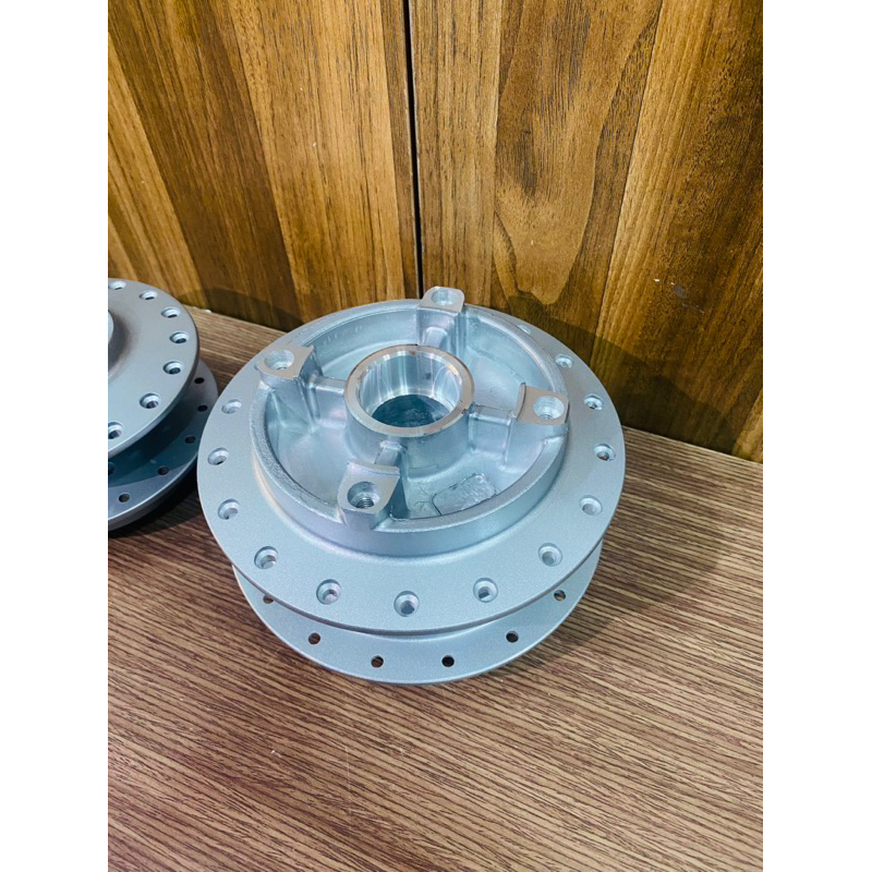 Đùm Ex135 Ex2011  Sơn Bạc  Thương Hiệu SMART Racing  ////