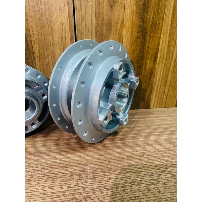 Đùm Ex135 Ex2011  Sơn Bạc  Thương Hiệu SMART Racing  ////