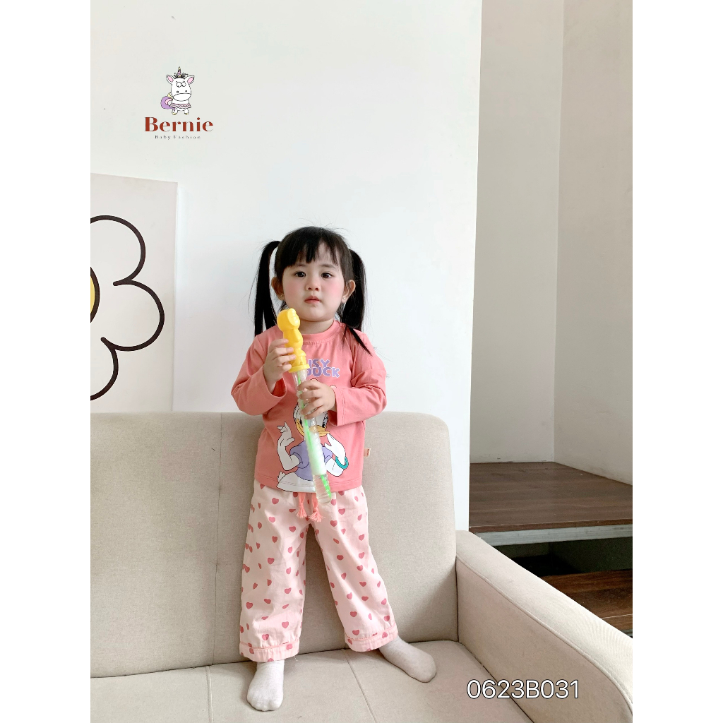 Bộ pijama  dài tay Daisy & Minnie Bernie cho bé gái