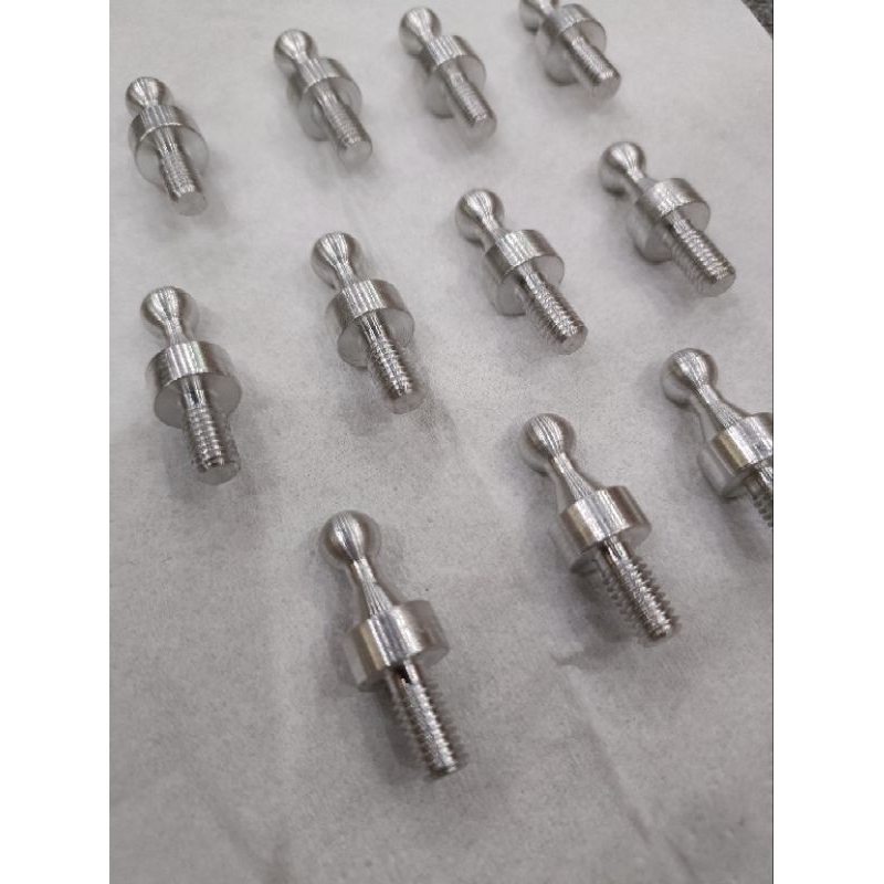 Ốc che nắp động cơ cho Toyota Cross_Toyota_Altis