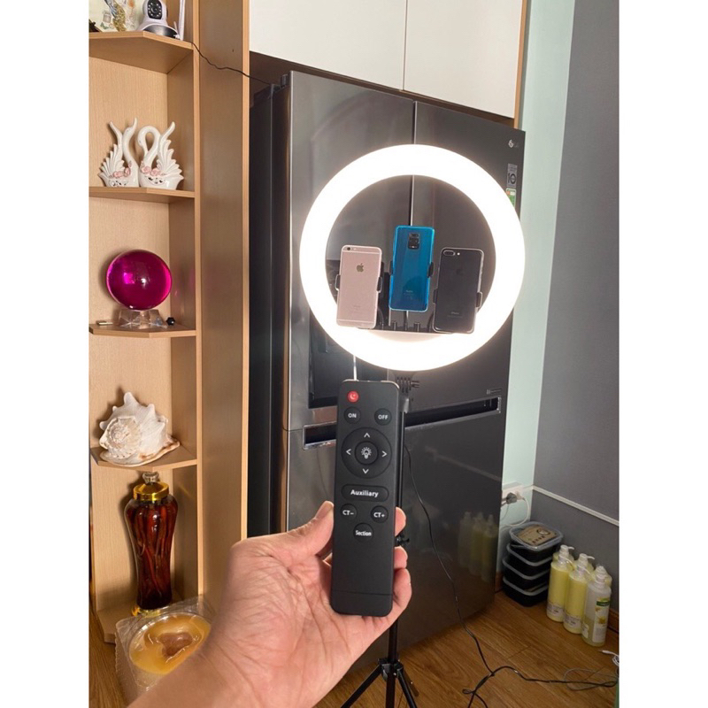 Đèn Live Tream Size 45cm Live Tream 3 Máy Điện Thoại Cùng Lúc