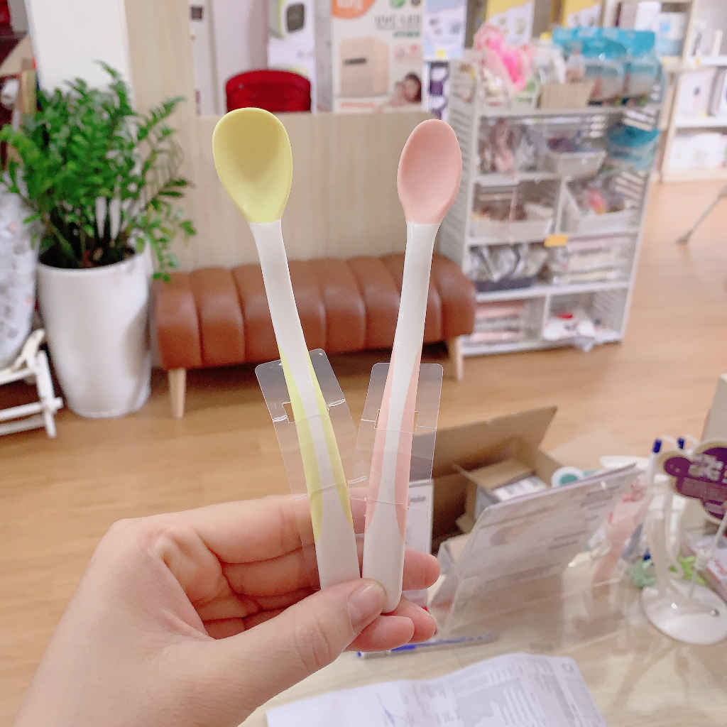 Thìa mềm Richell T.L.I