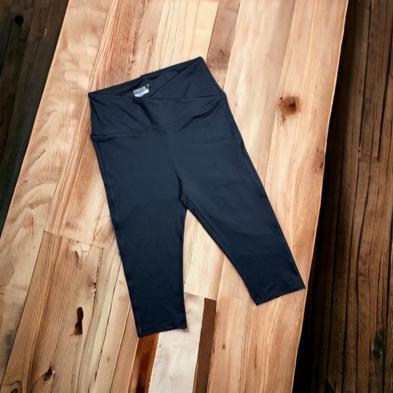 Quần legging lửng lưng chéo
