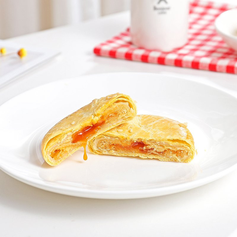 Bánh Trứng Muối Chảy Kim Sa Pamiriter Yolk Cake Đài Loan 320g/6 bánh