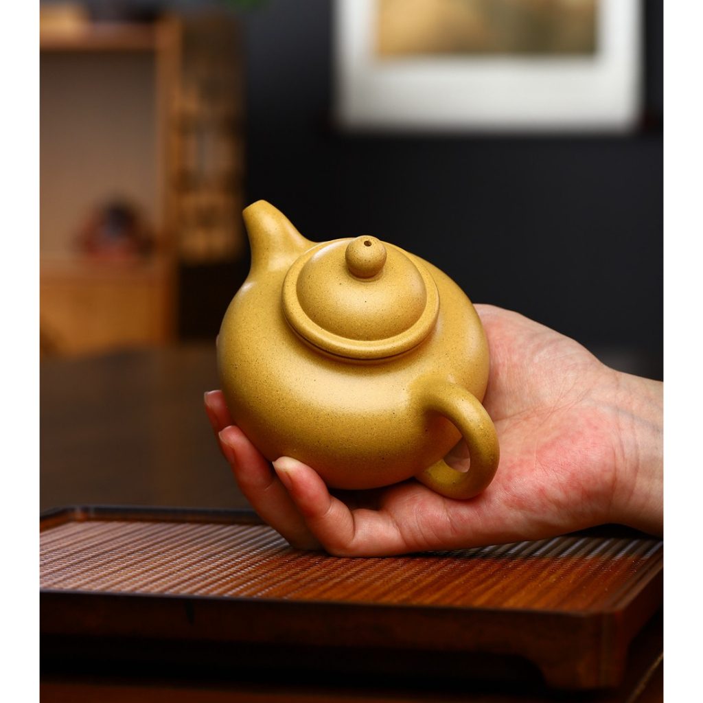 Ấm Tử Sa Nghi Hưng Liên Tử 300 ml