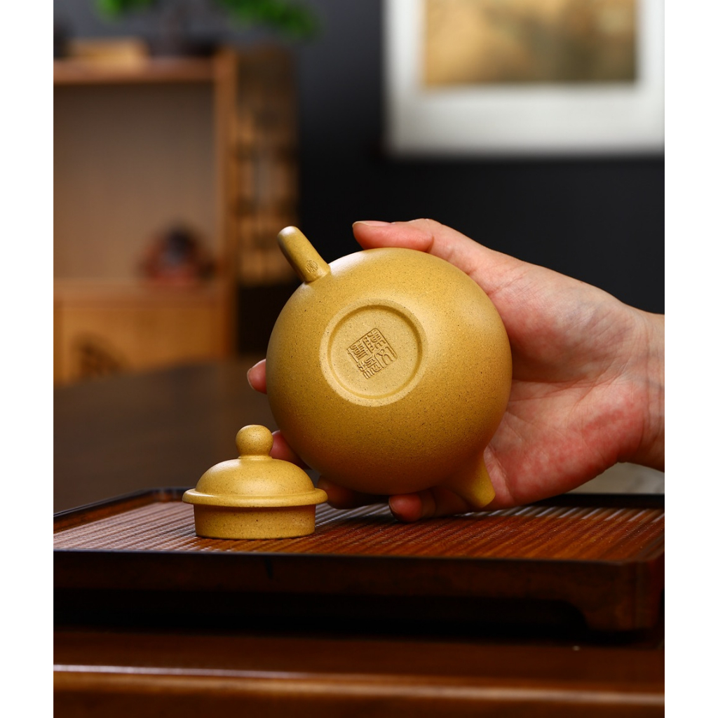 Ấm Tử Sa Nghi Hưng Liên Tử 300 ml