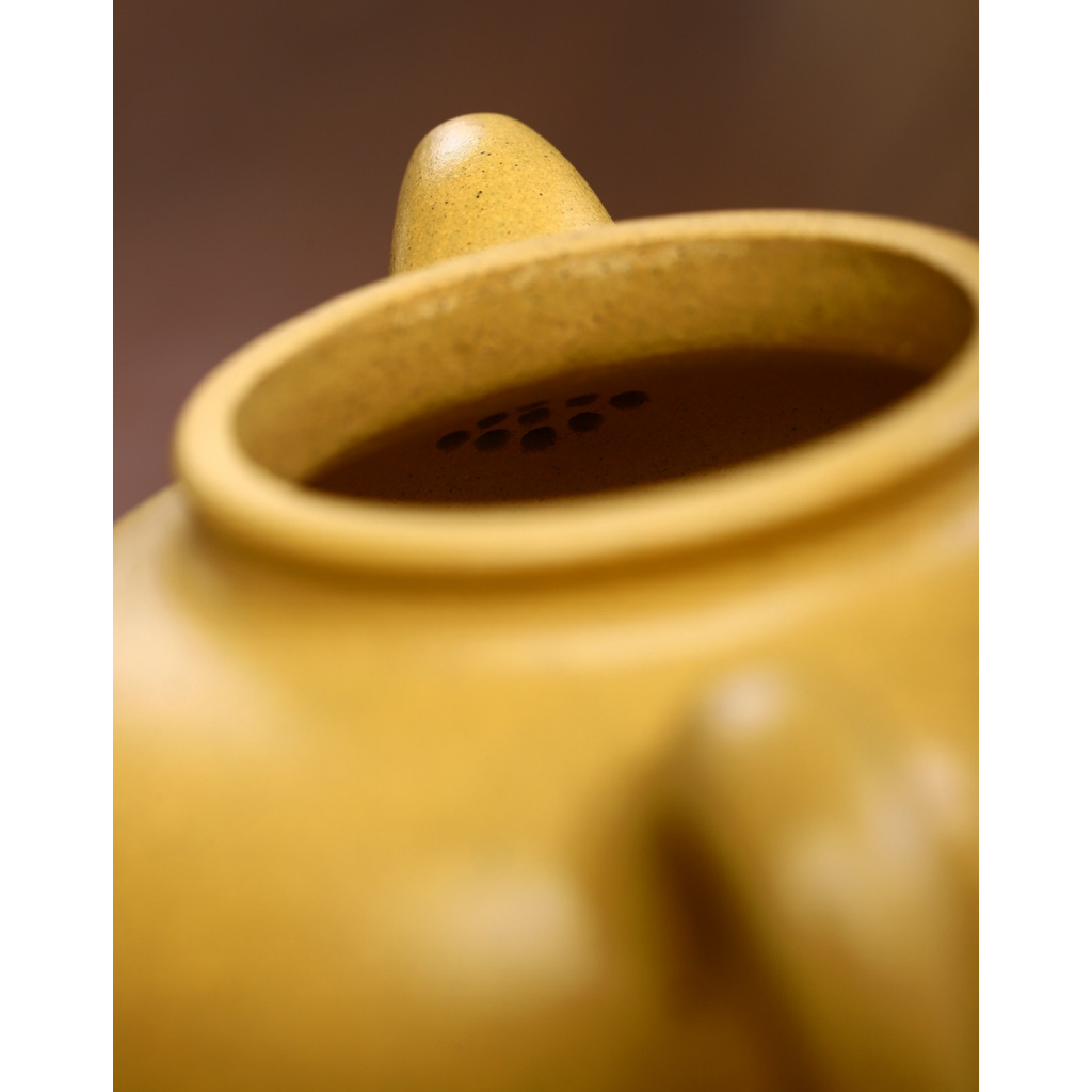 Ấm Tử Sa Nghi Hưng Liên Tử 300 ml