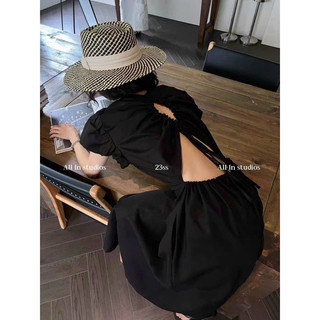 Đẫm linen tay phồng hở lưng