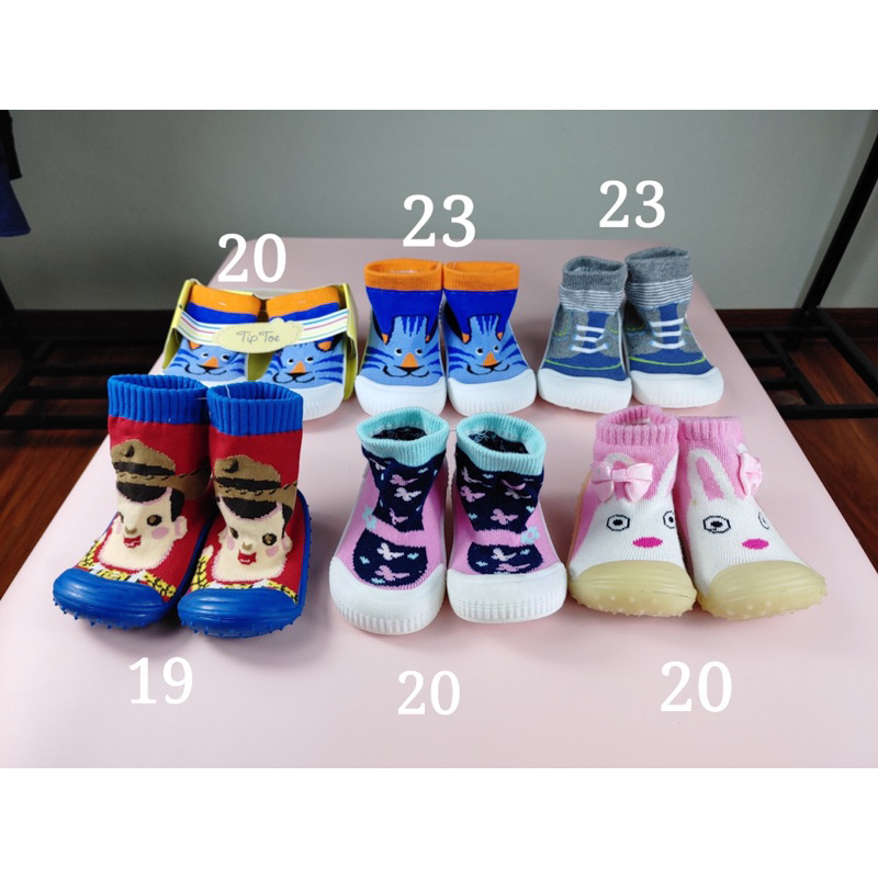 Giày tập đi cho bé xuất âu