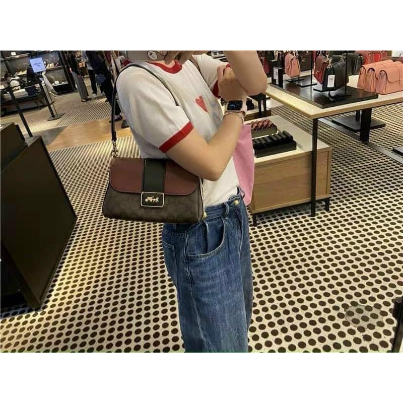 Túi Coach auth sale