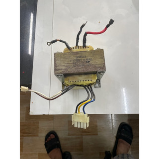 Biến áp bộ lưu điện ups santak 2000va-1000w
