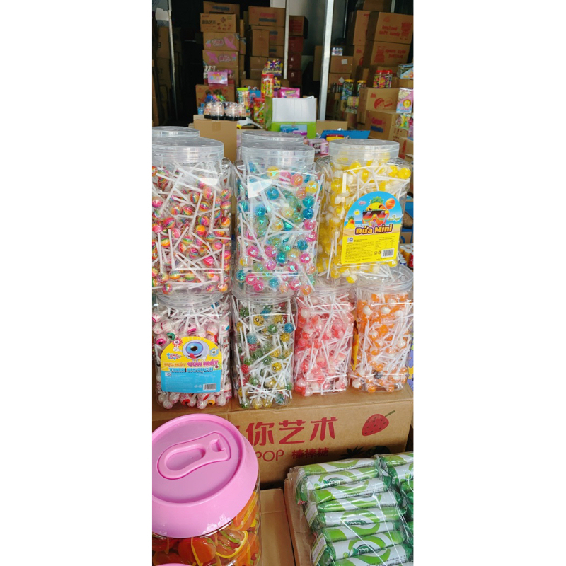 Hộp khoảng 200 cái kẹo mút nhí trai cây siêu ngon( giao ngẫu nhiên