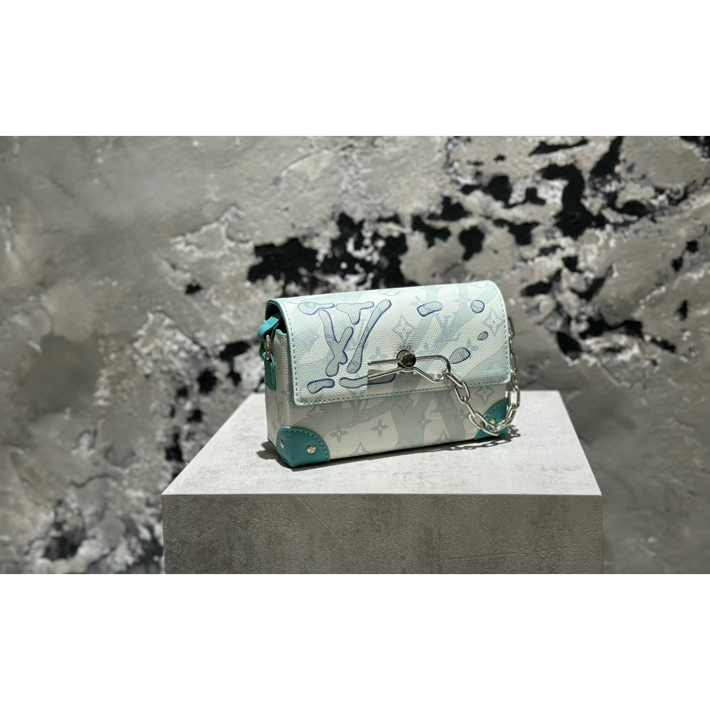 TÚI LV STREAMER MÀU XANH TAO NHÃ SZ18