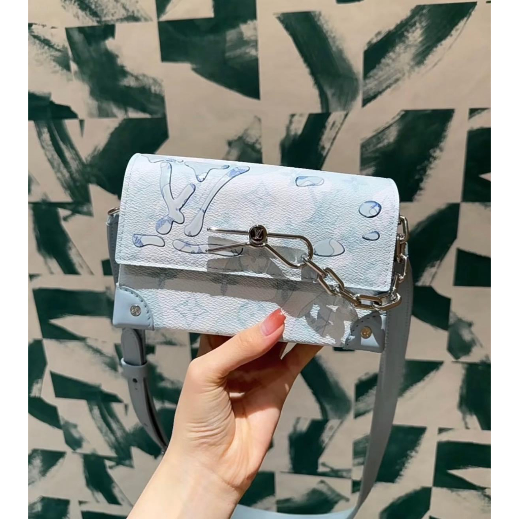 TÚI LV STREAMER MÀU XANH TAO NHÃ SZ18