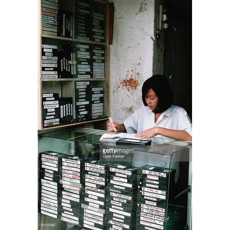 Băng video VHS cũ sưu tầm