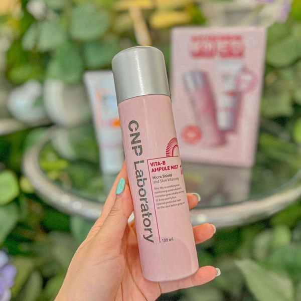 Set Kem Chống Nắng CNP Laboratory Tone-Up Protection Sun SPF42/PA+++ & Xịt Khoáng CNP Vita B Ampule Mist