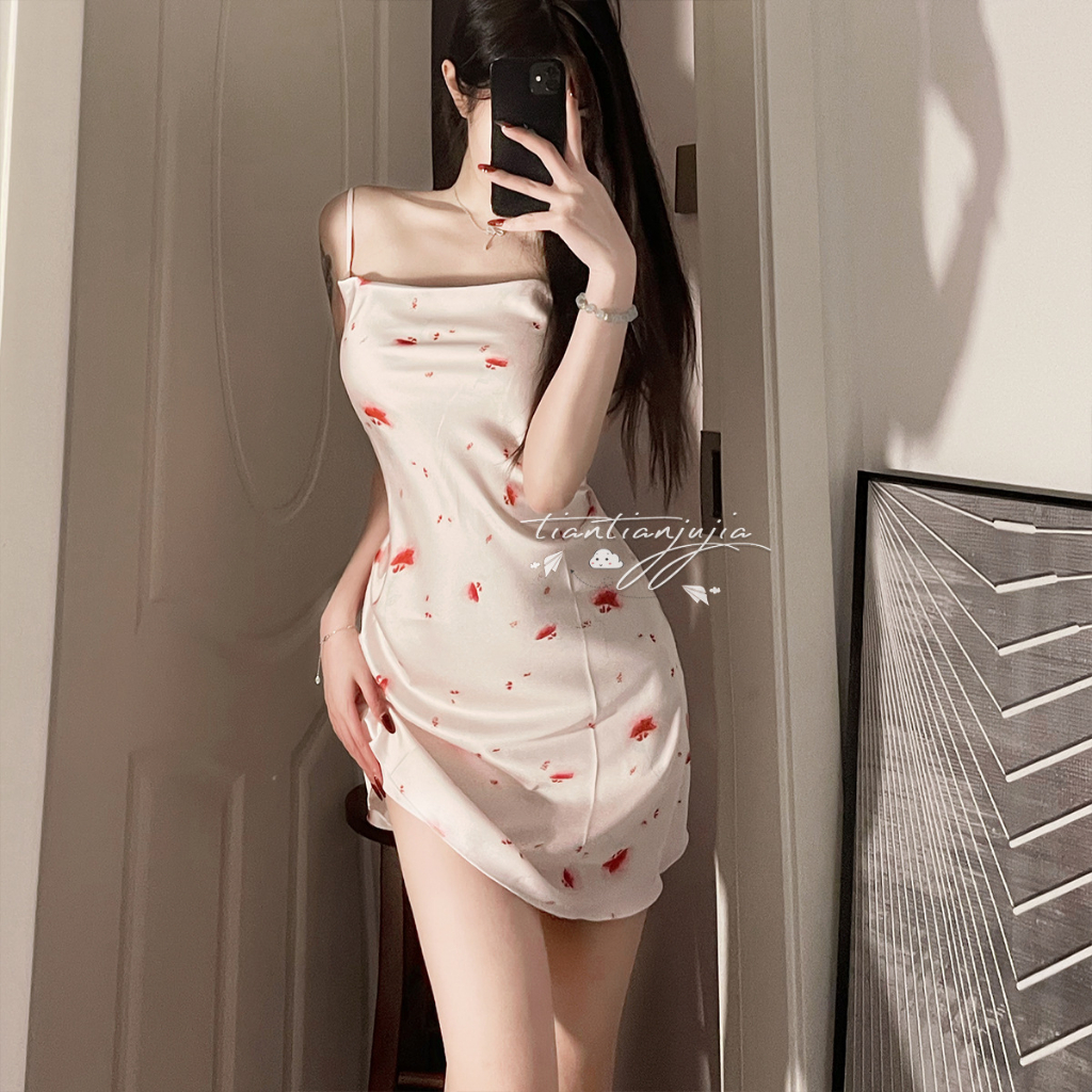 Đầm Ngủ Lụa 2 Dây Hoạ Tiết Xinh Xắn Gợi Cảm Không Kèm Choàng