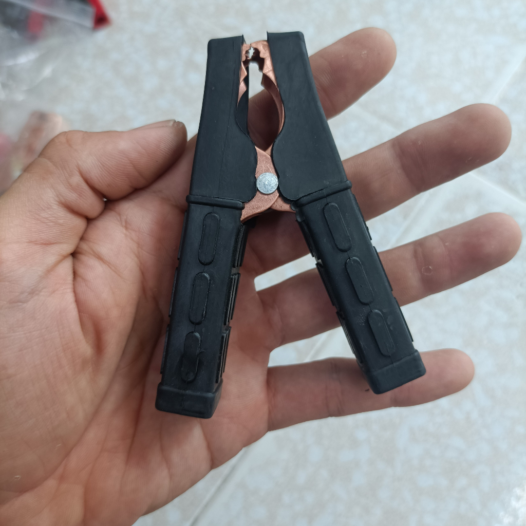 Đầu kẹp acquy, kẹp cá sấu kẹp bình ắc quy 200A