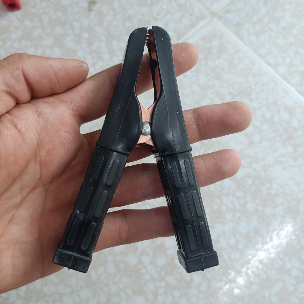Đầu kẹp acquy, kẹp cá sấu kẹp bình ắc quy 150A