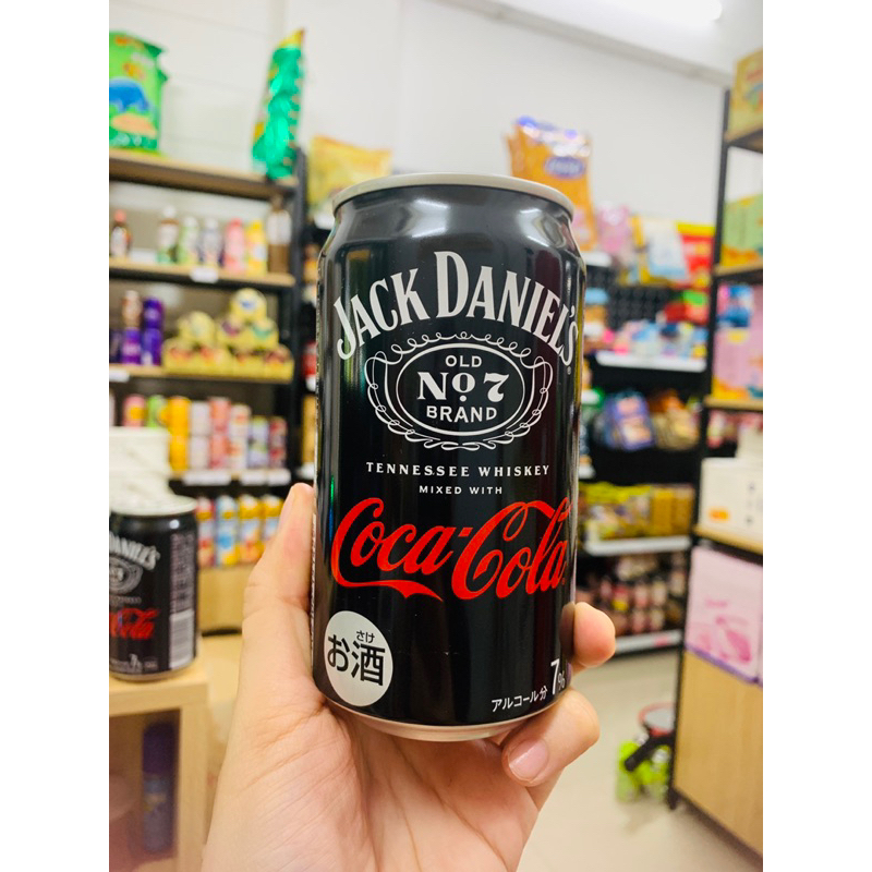Một lon CocaCola Cooktails Jack Daniel's  lon 350ml/