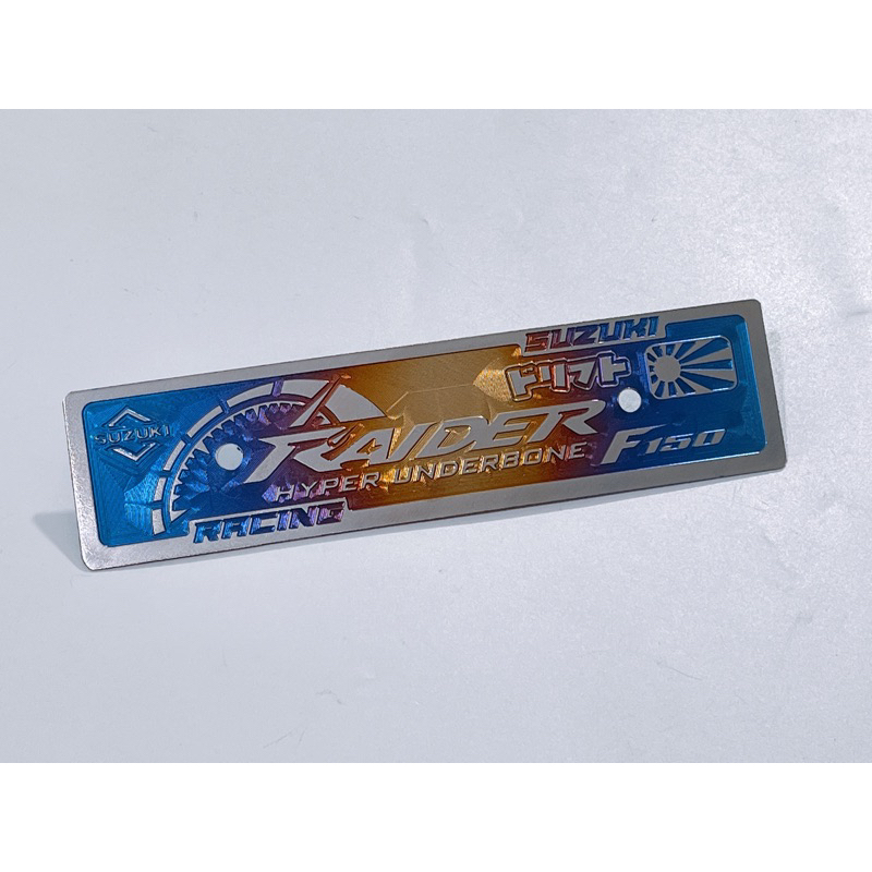 Bảng tên trước titan xe Raider điện phân kèm ốc Salaya hoặc gr5