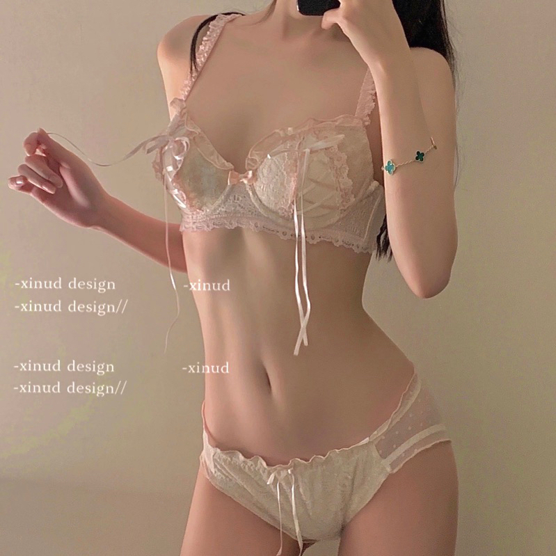 Áo ngực ren không gọng màu hồng đính nơ, Set đồ lót nâng ngực bánh bèo màu đen