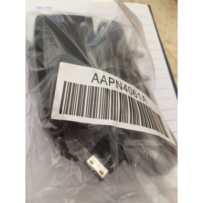 Sạc samsung cổ chân dẹt sắt dầy dùng cho nhiều máy như s3600i/ g600/s5233/s5230/j700/s3650...