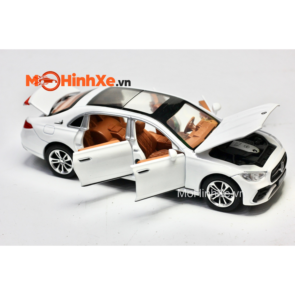 MÔ HÌNH XE MERCEDES-BENZ E-CLASS 1:32 XHD