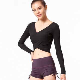 Áo croptop tay dài chéo bụng