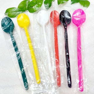 50 muỗng màng bọc, muỗng nhựa nhiều màu cao cấp dùng một lần 20cm an toàn tiện lợi - quán nào cũng cân