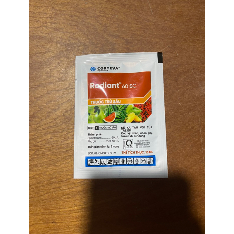 Radiant 60SC  chế phẩm bảo vệ Hoa Hồng và Cây Cảnh