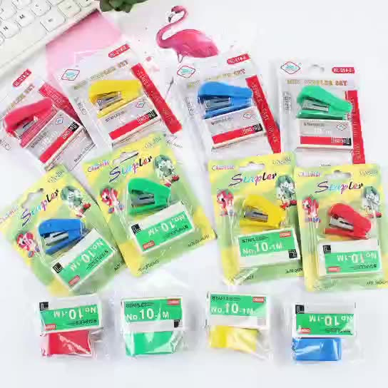 Máy dập ghim mini 4*1,7*2,8cm  siêu rẻ và an toàn cho bé