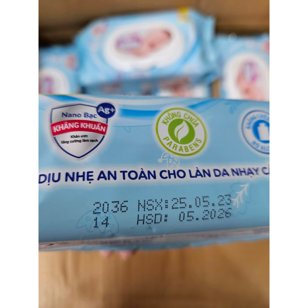 KHĂN ƯỚT BOBBY NANO BẠC KHÔNG MÙI 80 TỜ