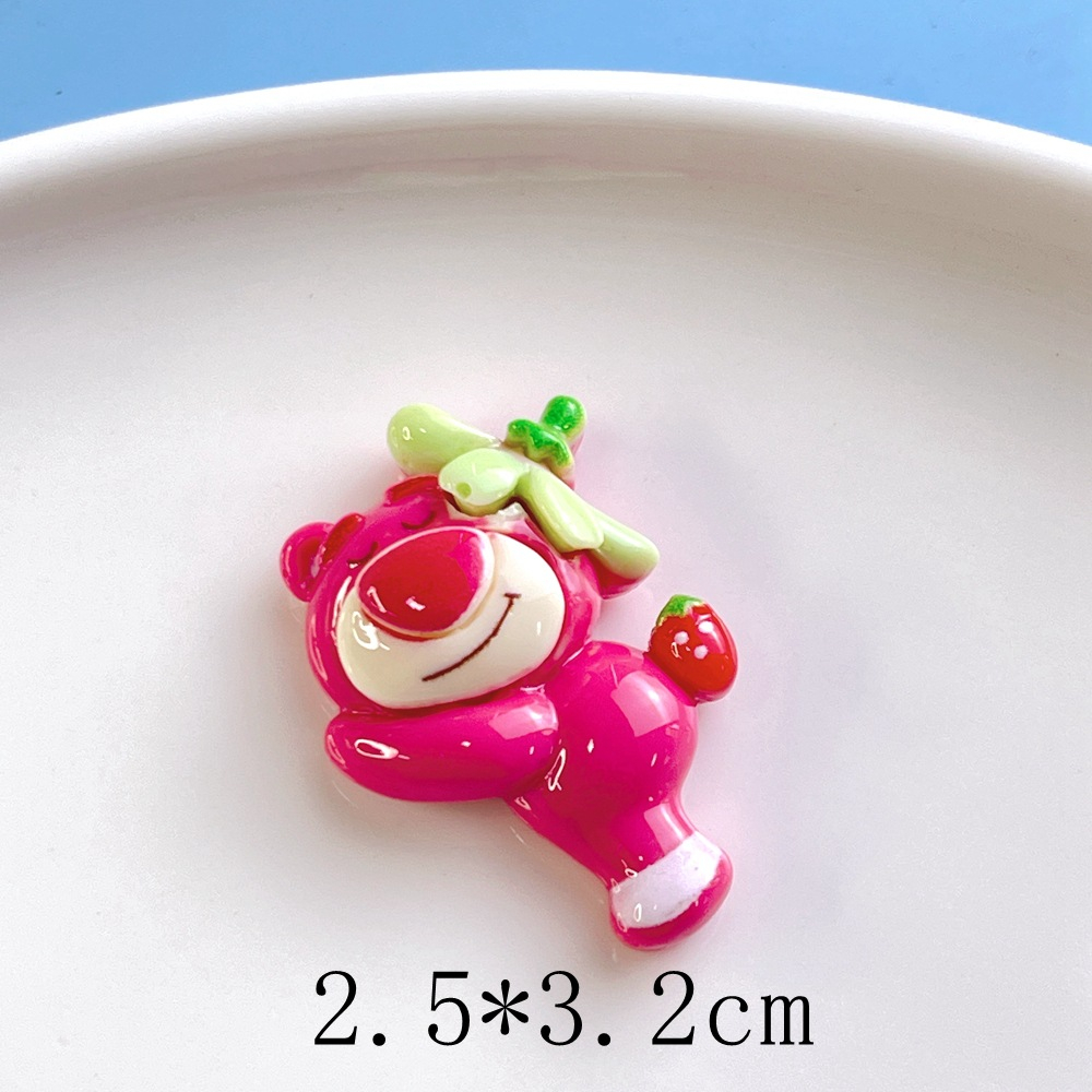 Charm Hình Gấu Dâu Đáng Yêu M21