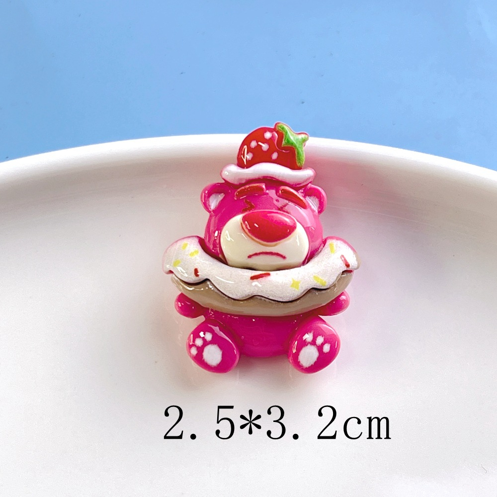 Charm Hình Gấu Dâu Đáng Yêu M21