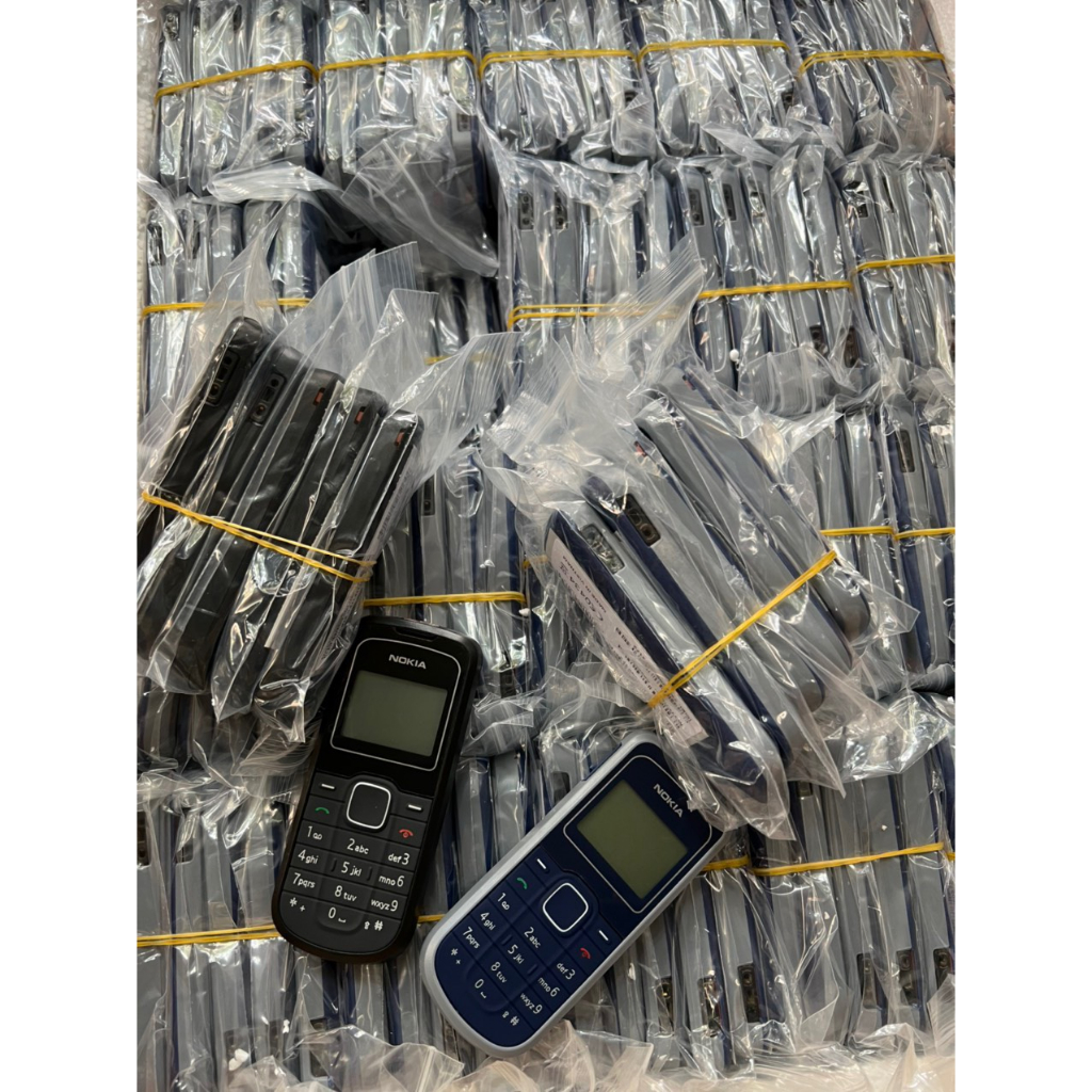 Điện thoại nokia 1202 chính hãng máy nghe gọi tốt có pin sạc