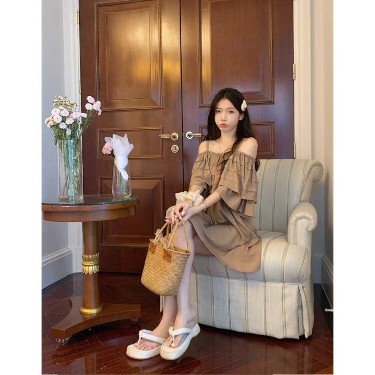 Váy 2 dây bèo tầng trễ vai 1993s boutique